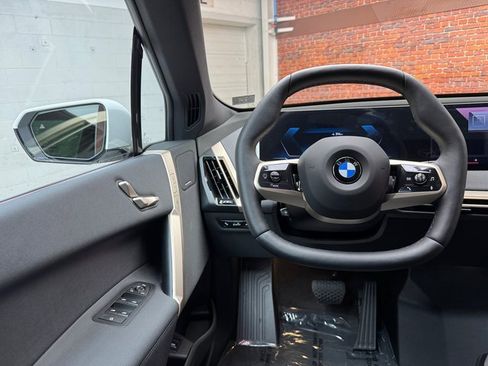 Used 2026 BMW iX xDrive60 image 13