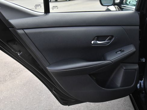 Used 2023 Nissan Sentra SV image 31