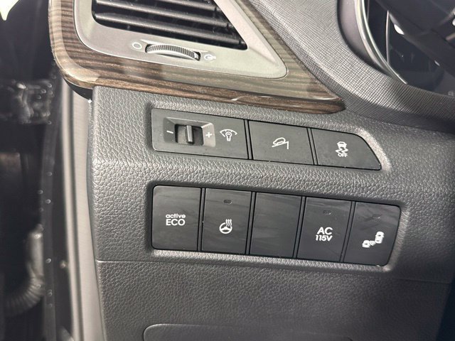 Used 2016 Hyundai Santa Fe Limited w/ Option Group 04 FWD image 21