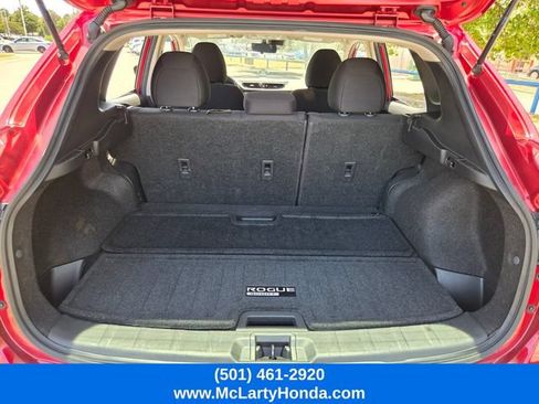 Used 2021 Nissan Rogue Sport SV FWD image 14