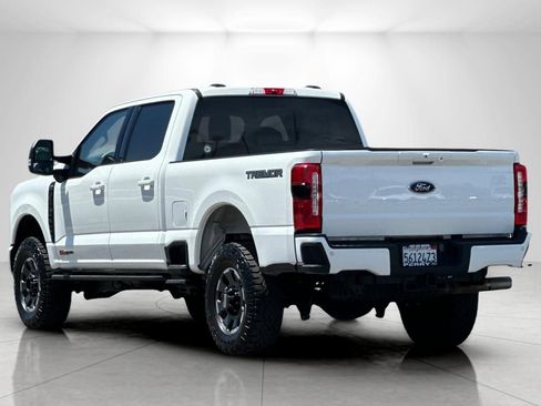 Used 2024 Ford F250 Lariat w/ Lariat Ultimate Package AWD/4WD image 5