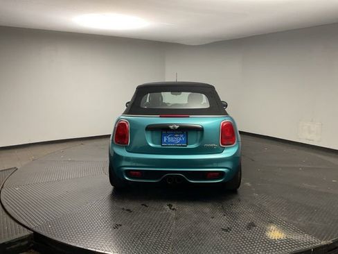Used 2017 MINI Cooper S image 6