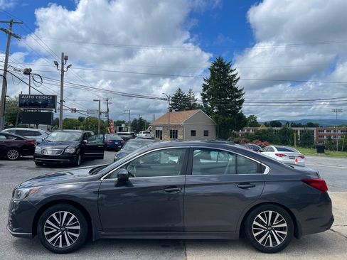 Used 2018 Subaru Legacy 2.5i Premium AWD/4WD image 8