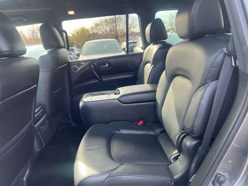 Used 2023 Nissan Armada SL w/ Midnight Edition Package image 10