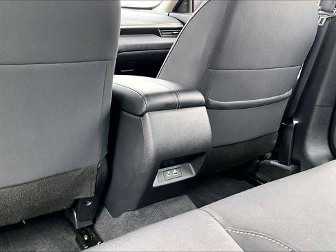 Used 2025 Nissan Altima 2.5 SV image 33