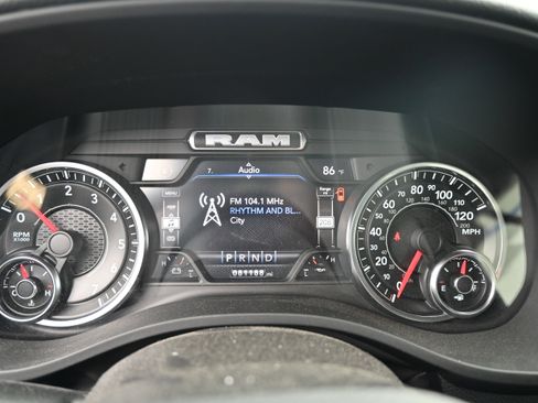 Used 2022 RAM 1500 Big Horn RWD image 15