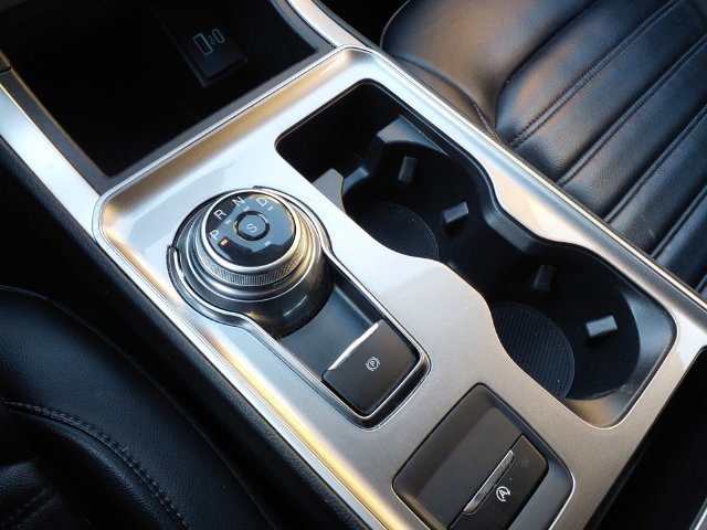 Used 2024 Ford Edge SEL AWD/4WD image 18