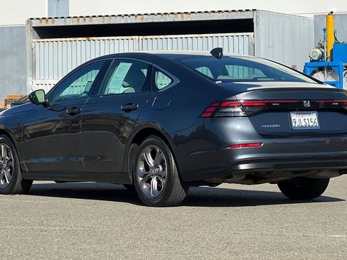 Used 2023 Honda Accord EX image 6