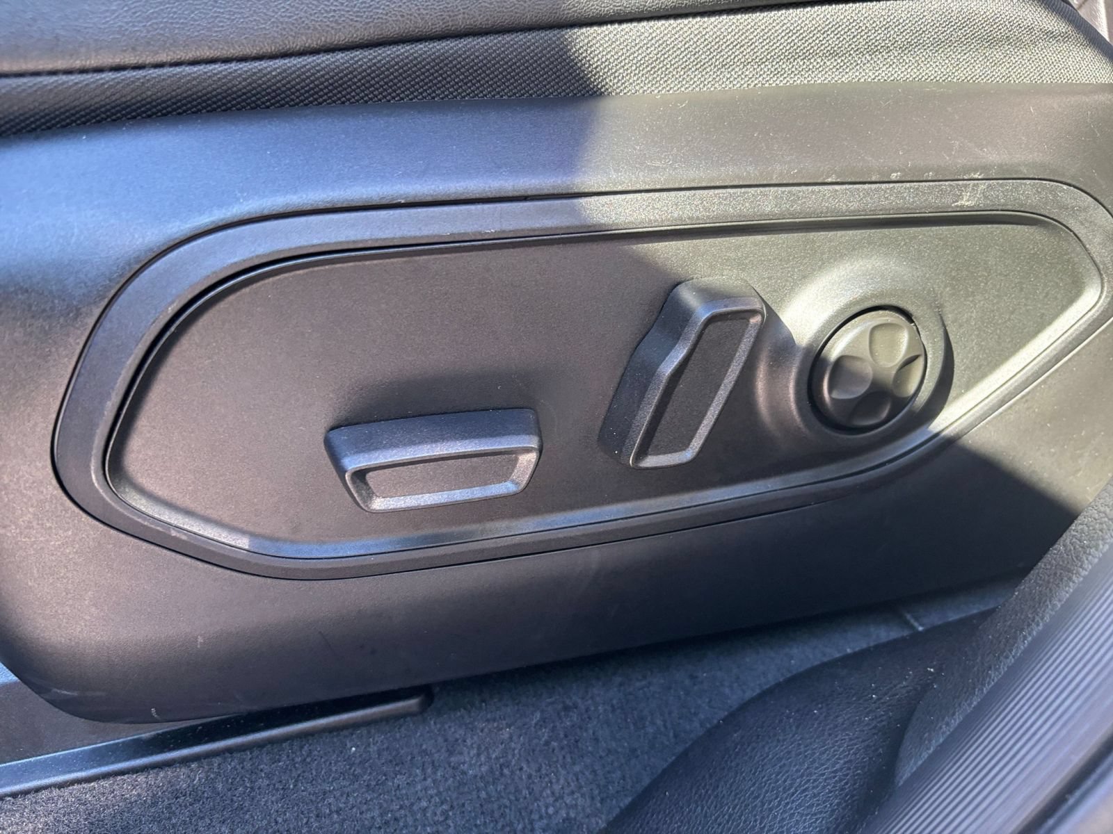 Used 2026 Jeep Grand Cherokee Limited AWD/4WD image 21
