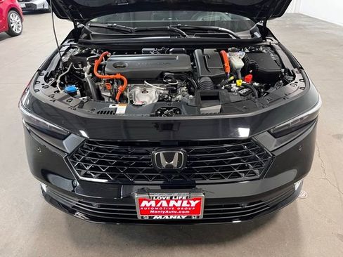 Certified 2025 Honda Accord Touring image 9