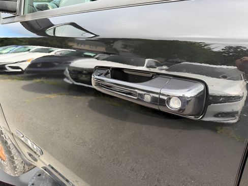 Used 2022 RAM 1500 Sport w/ Rebel Level 2 Equipment Group AWD/4WD image 15