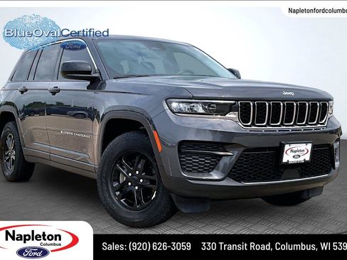 Used 2022 Jeep Grand Cherokee Laredo w/ Luxury Tech Group I AWD/4WD image 13