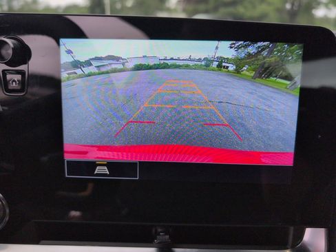 Used 2021 Chevrolet Corvette Stingray Coupe w/ Z51 Performance Package image 14