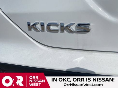 New 2025 Nissan Kicks Play S w/ Interior Electronics Package image 10