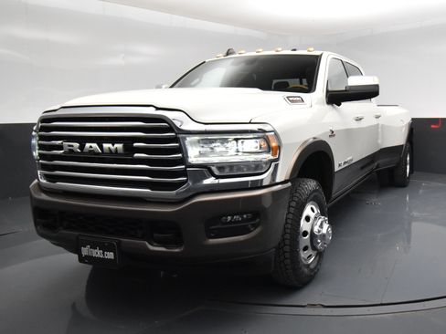 Used 2020 RAM 3500 Limited image 2