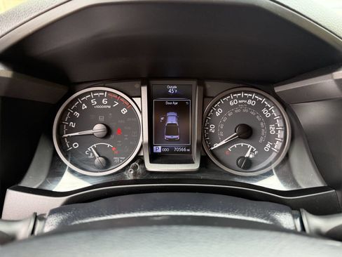 Used 2020 Toyota Tacoma TRD Off-Road w/ Blackout Package image 42