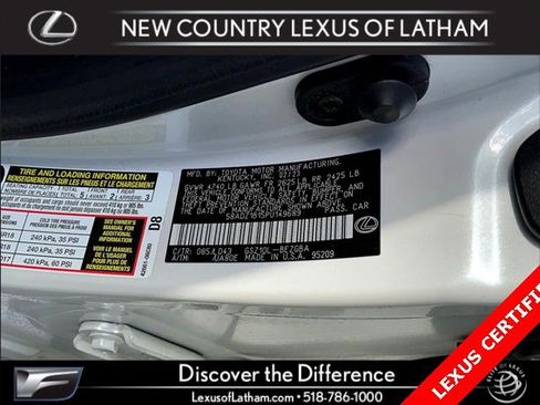 Certified 2023 Lexus ES 350 w/ Premium Package image 21