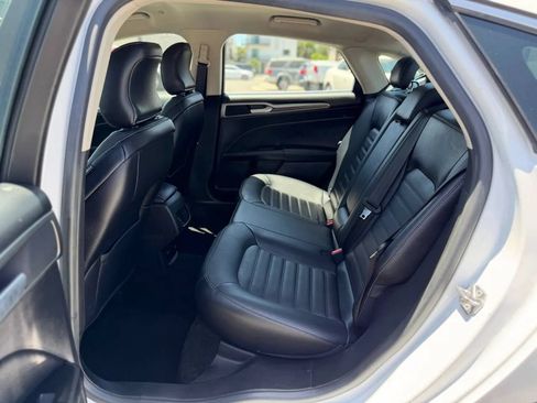 Used 2018 Ford Fusion Energi SE FWD image 23