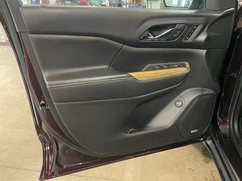 Used 2017 GMC Acadia Denali w/ Technology Package image 26