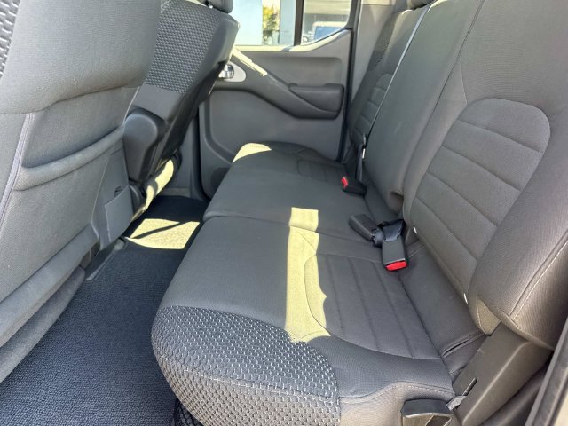 Used 2012 Nissan Frontier SV w/ Sport Appearance Pkg RWD image 14