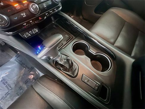 Used 2022 Dodge Durango Citadel image 24