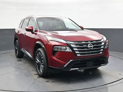 Used 2025 Nissan Rogue Platinum w/ Platinum Premium Package