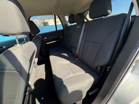 Used 2013 Ford Edge SE image 15