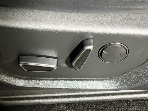 Used 2018 Ford F150 Raptor w/ Equipment Group 802A Luxury image 15