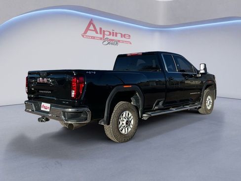 Used 2024 GMC Sierra 2500 SLE w/ SLE Value Package; image 5