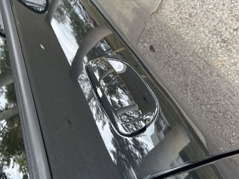 Used 2022 Dodge Challenger R/T w/ Plus Package image 21