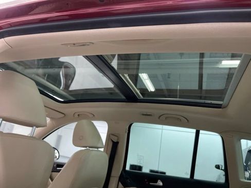 Used 2016 Volkswagen Tiguan SE AWD/4WD image 25