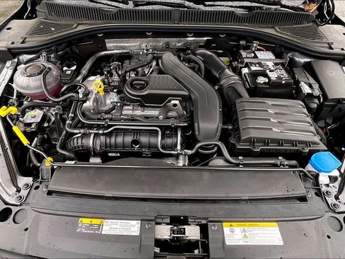 New 2026 Volkswagen Jetta SE FWD image 16