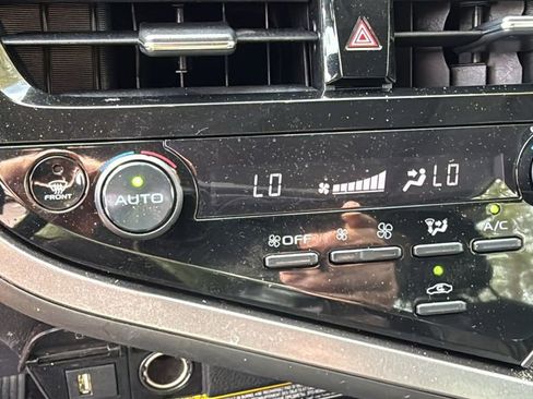 Used 2021 Toyota Camry XSE w/ Navigation Package image 33