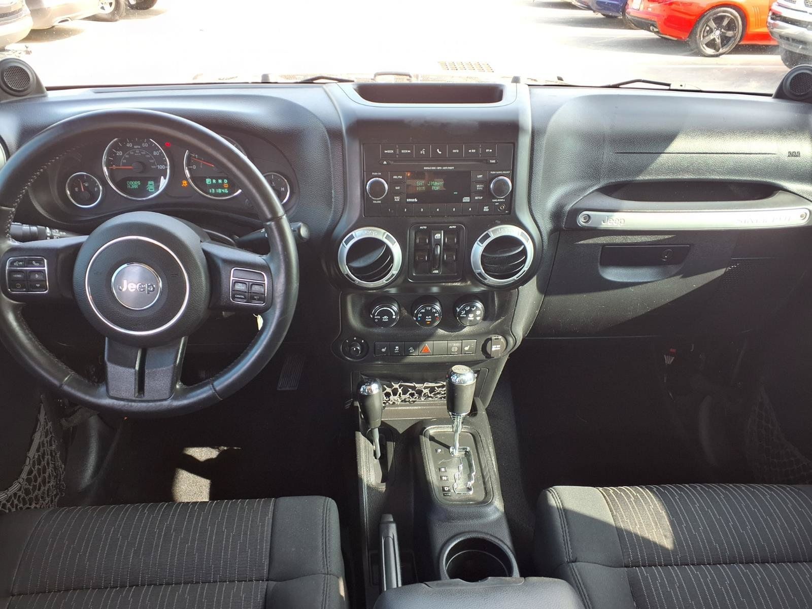 Used 2012 Jeep Wrangler Unlimited Sahara w/ Connectivity Group AWD/4WD image 4