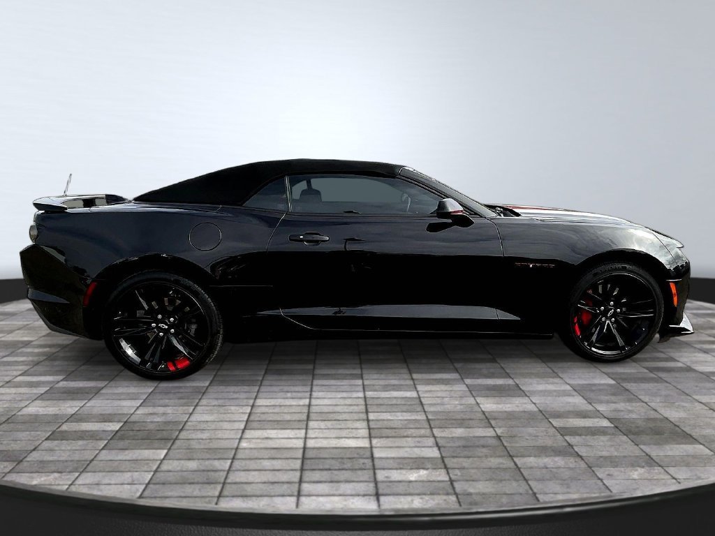 Used 2021 Chevrolet Camaro LT w/ Redline Edition RWD image 8