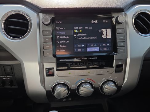 Used 2020 Toyota Tundra SR5 w/ SR5 Upgrade Package RWD image 20