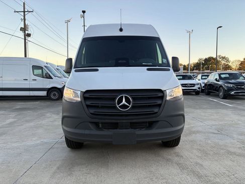 New 2025 Mercedes-Benz Sprinter 2500 image 2