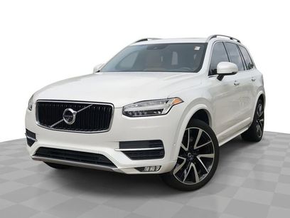 Used 2018 Volvo XC90 T6 Momentum w/ Convenience Package