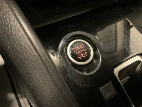 Used 2023 Nissan Versa SV image 14