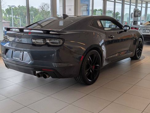 Used 2023 Chevrolet Camaro SS RWD image 8