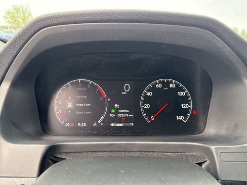 Used 2024 Honda Ridgeline Black Edition image 27