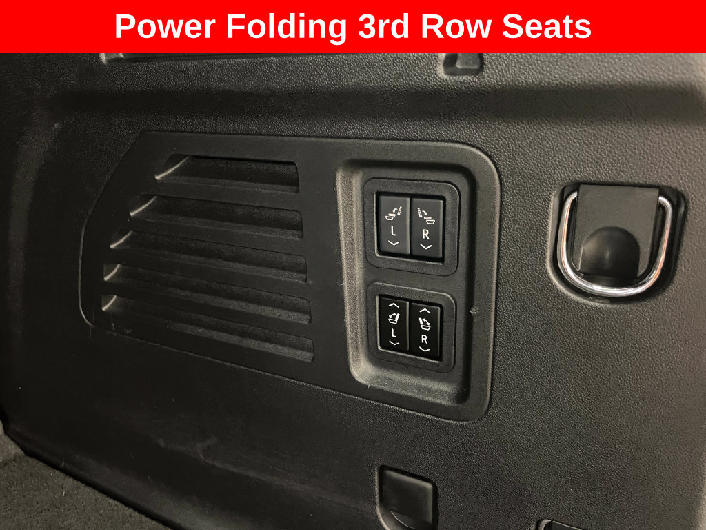 Used 2024 Chevrolet Traverse RS w/ LPO, Floor Liner Package AWD/4WD image 16