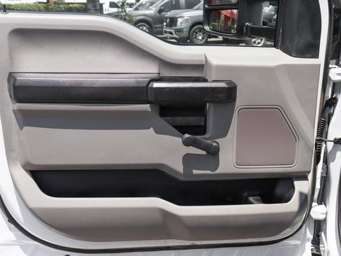 Used 2019 Ford F550 4x4 Crew Cab Super Duty image 13