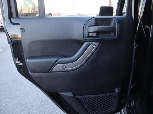 Used 2017 Jeep Wrangler Unlimited Sport w/ Quick Order Package 24S image 24