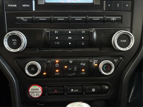 Used 2015 Ford Mustang Convertible RWD image 34