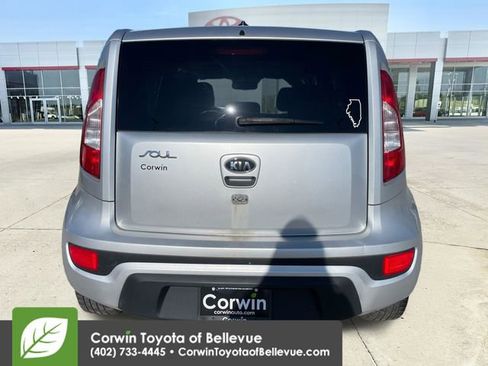 Used 2012 Kia Soul + w/ Audio Pkg FWD image 4