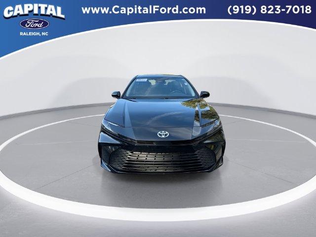 Used 2025 Toyota Camry LE w/ Convenience Package FWD image 3