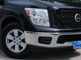 Used 2019 Nissan Titan SV image 2