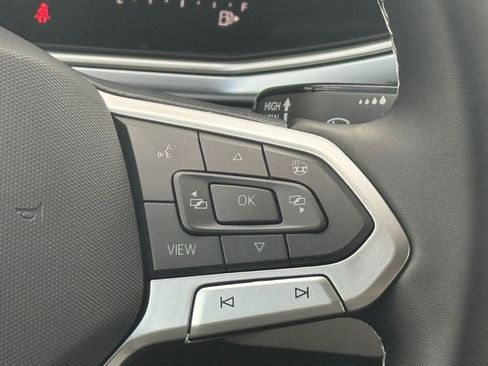 Used 2026 Volkswagen Taos S image 21