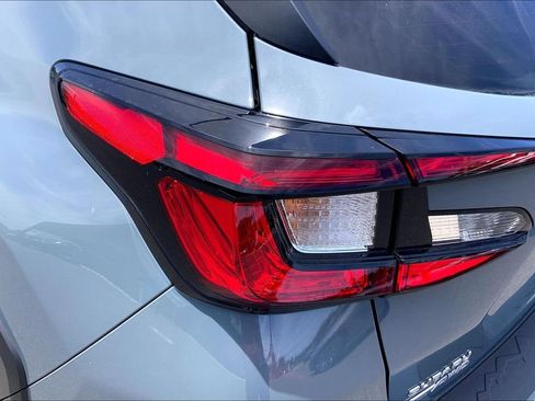 Used 2024 Subaru Crosstrek 2.0i AWD/4WD image 30